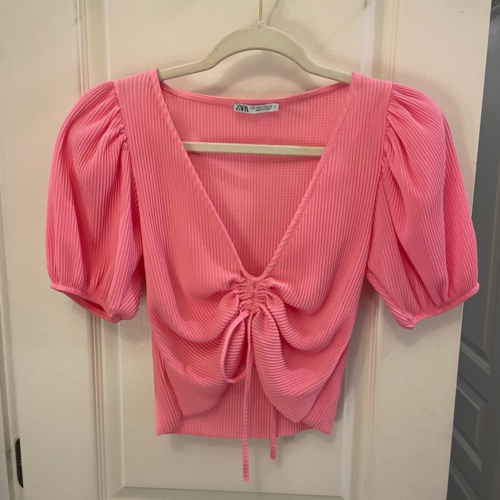 Pink ruched top!